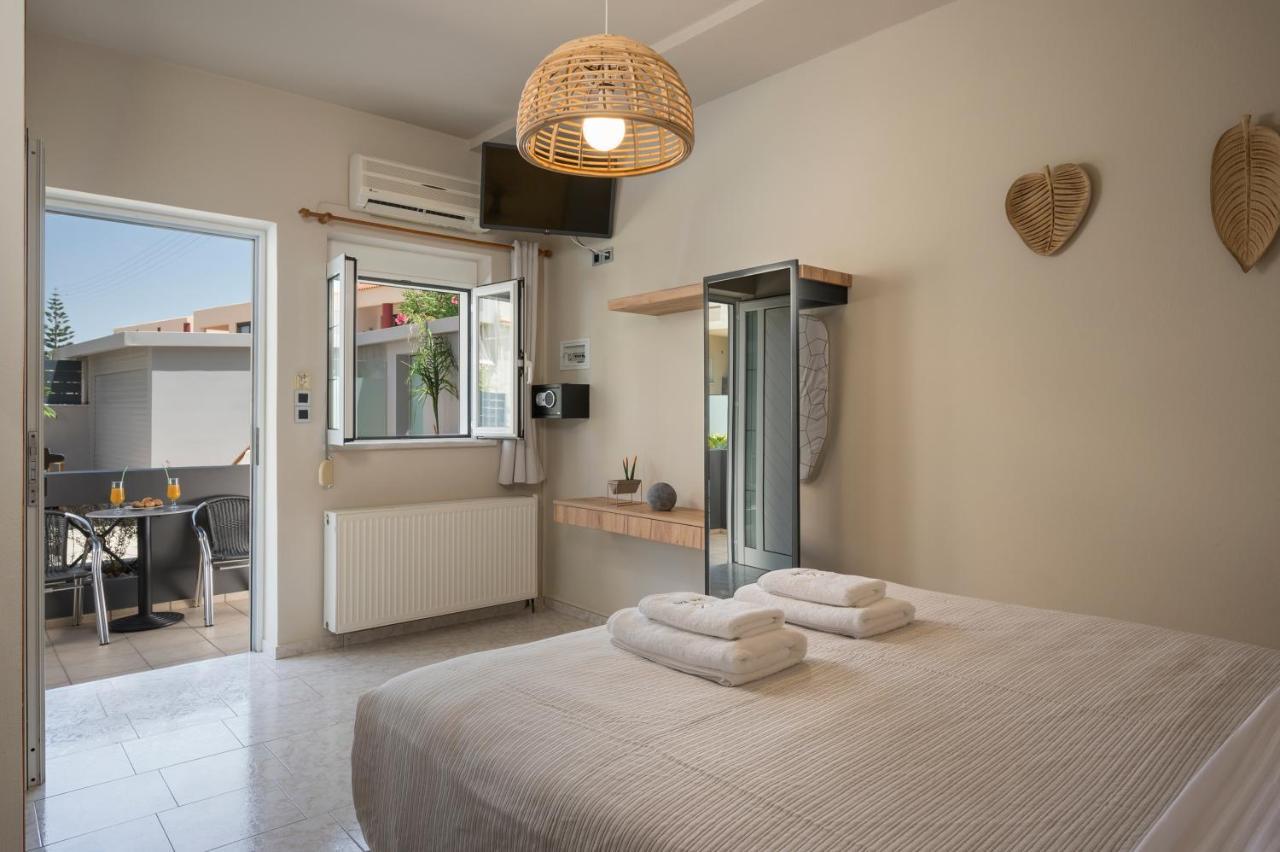 Sun Ray Studios Agia Marina  Exterior photo